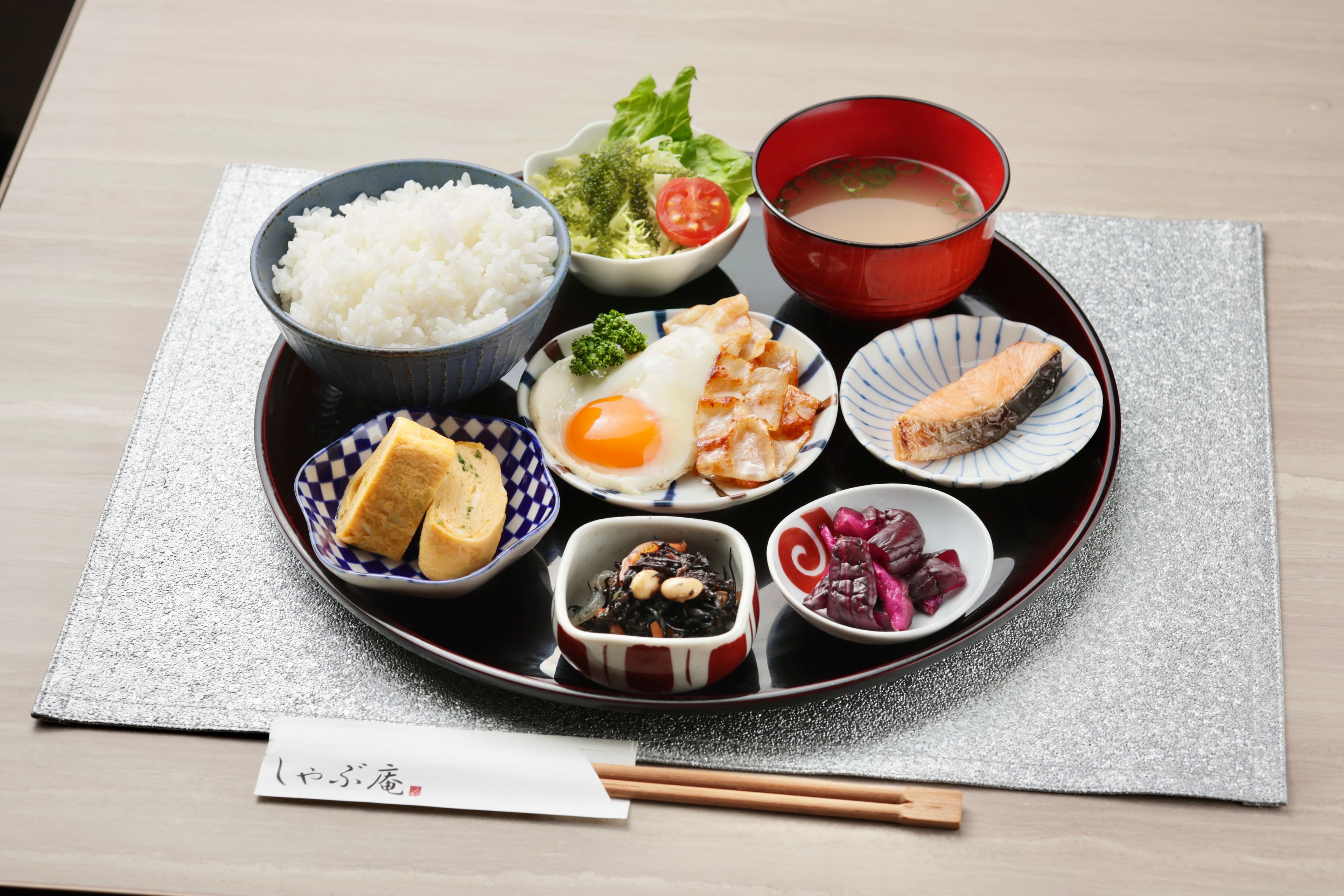 しゃぶ庵別館で味わう和朝食